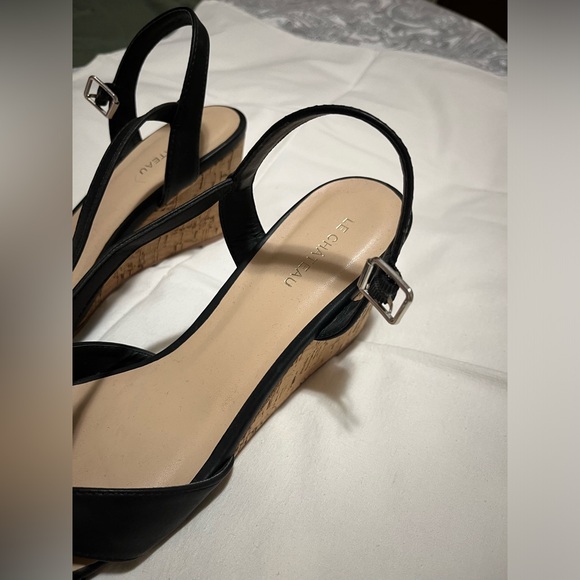 Black wedge Le Chateau sandal - Picture 4 of 7